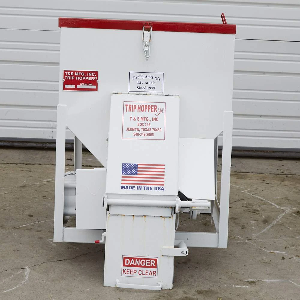 Ts Manufacturing Inc Trip Hopper Jr. Cattle Feeder 300lb - Image 2
