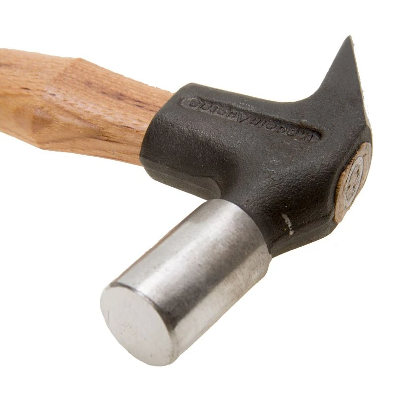 Mustad Farrier Nailing Hammer 13oz - Image 3